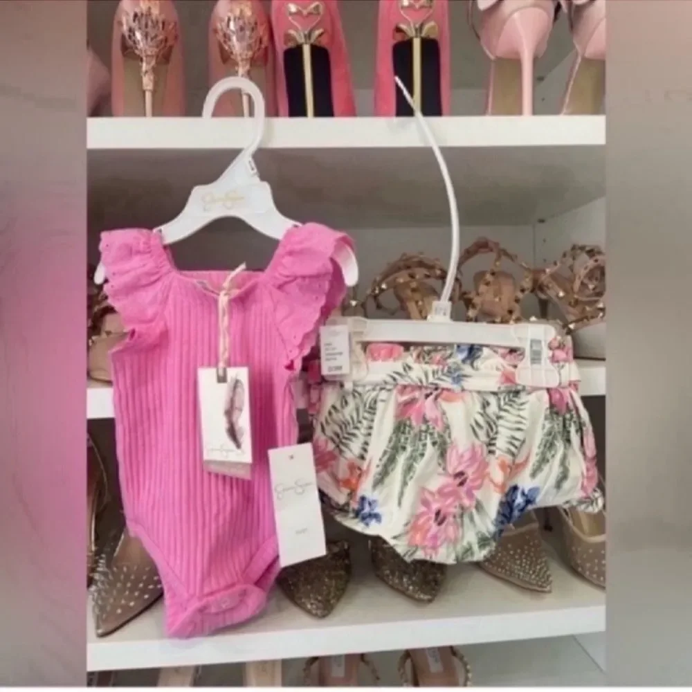 NWT Jessica Simpson Pink Tropical Short Set Size 0/3 M